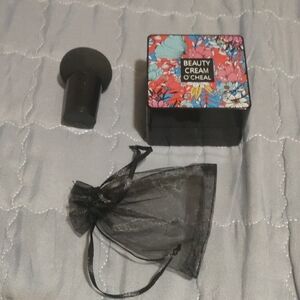 3 × $8 🤑❤️🤗 Beauty Cream O'Cheal With Black Applicator